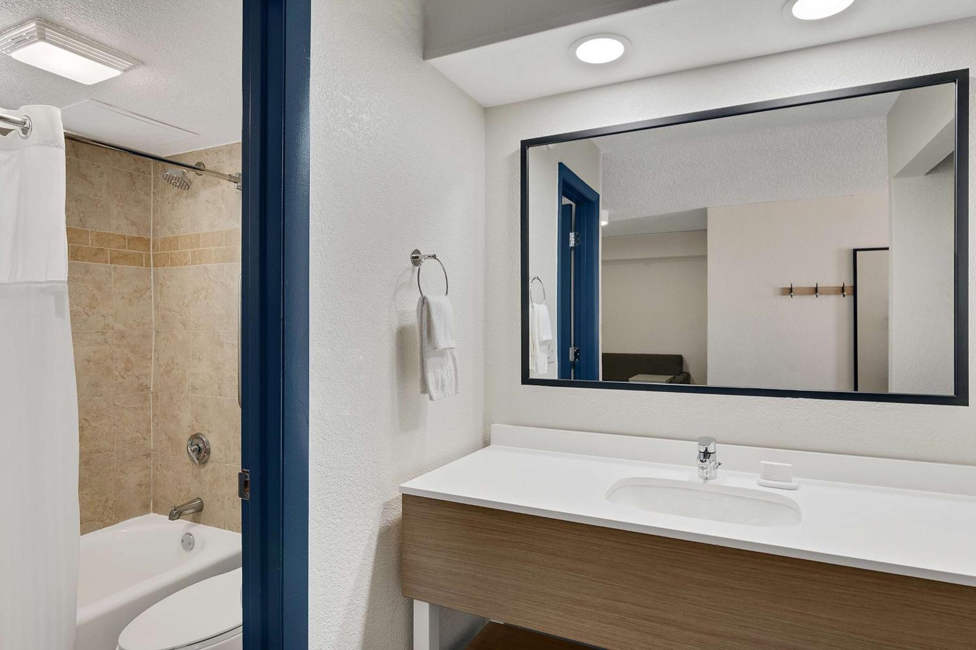 Hotel Spark By Hilton Ormond Oceanfront Ormond Beach